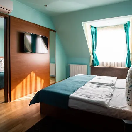 Hotel Tópart