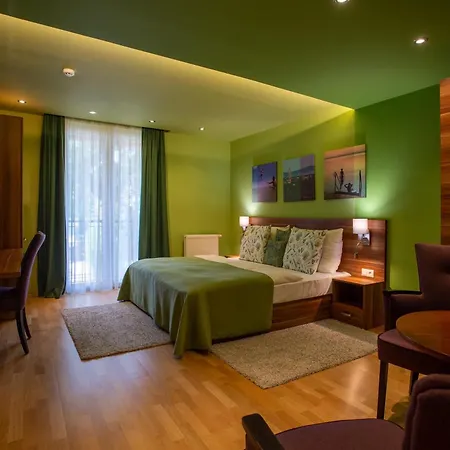Hotel Topart 4*
