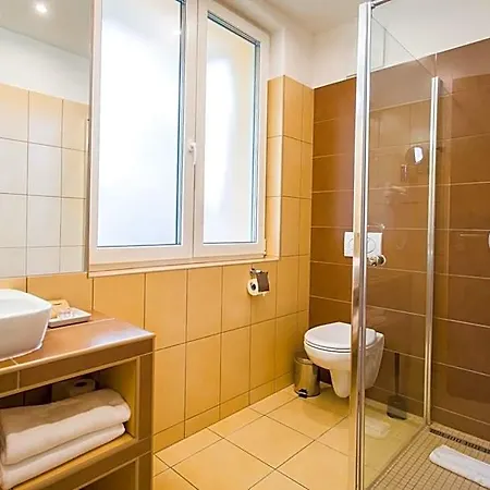 Topart Hotel Balatonvilágos